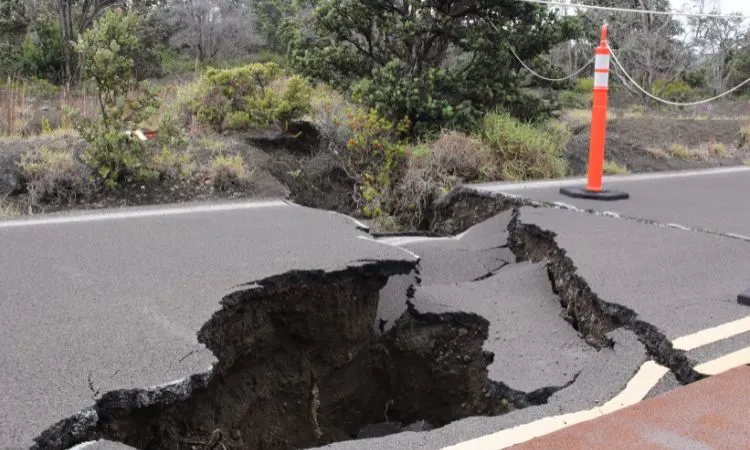Gempa bumi yang terjadi di Turki menjadi pelajaran bagi Indonesia, terutama bagaimana kondisi lempengan dan potensi dari gempa bumi yang ada di Indonesia.
