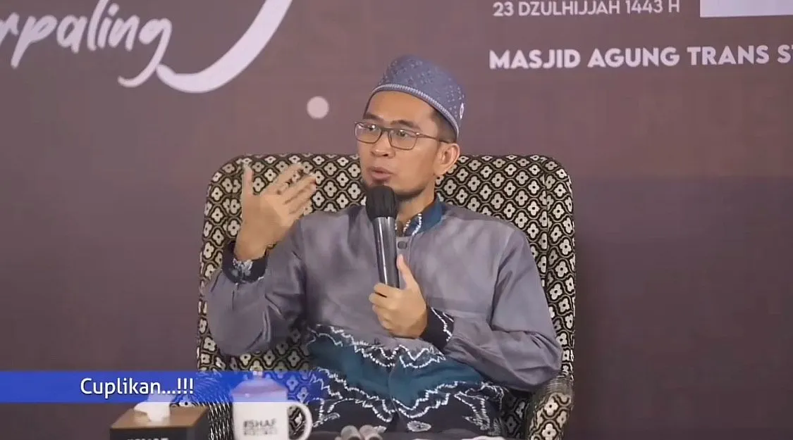 Potret Ustaz Adi Hidayat 