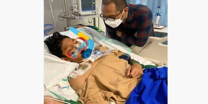 Jonathan Latumahina bersama anaknya David