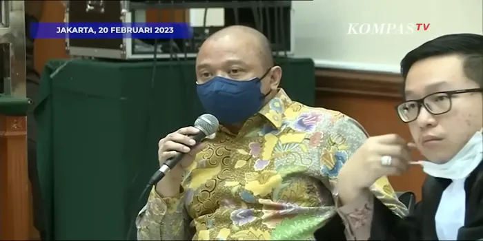 Teddy Minahasa dalam persidangan kasus Narkoba yang menyeretnya