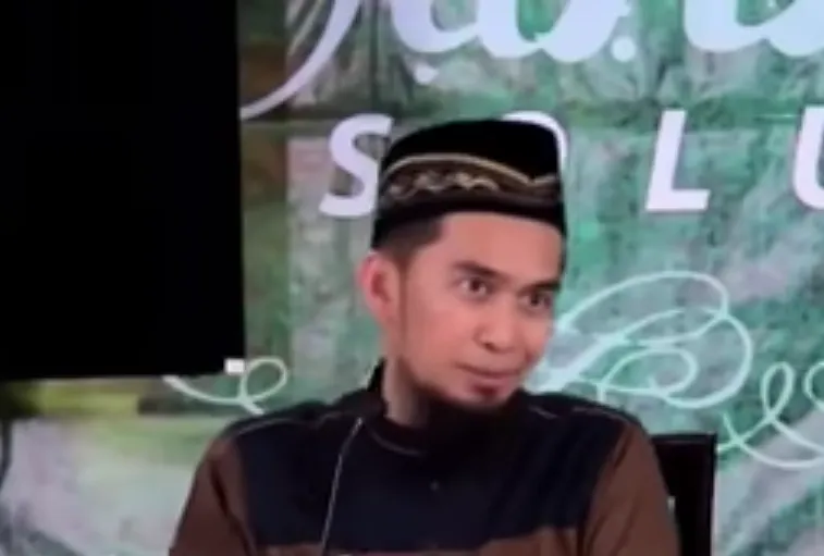 Mengapa Manusia Harus Beristighfar? Ustaz Adi Hidayat Berikan Penjelasan Dahsyatnya Amalan Ini!