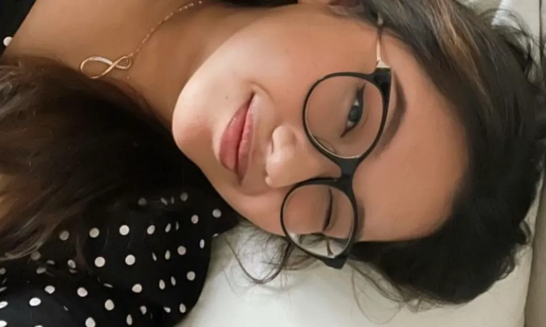 Anak sulung pasangan Ferdy Sambo dan Putri Candrawathi, Trisha Eungelica nyanyikan lagu seolah kangen dengan orang tua.