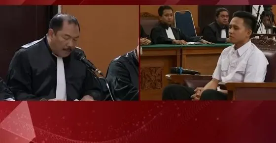Richard Eliezer alias Bharada E menjalani sidang replik di Pengadilan Negeri Jakarta Selatan, jaksa minta hakim tolak pembelaannya.