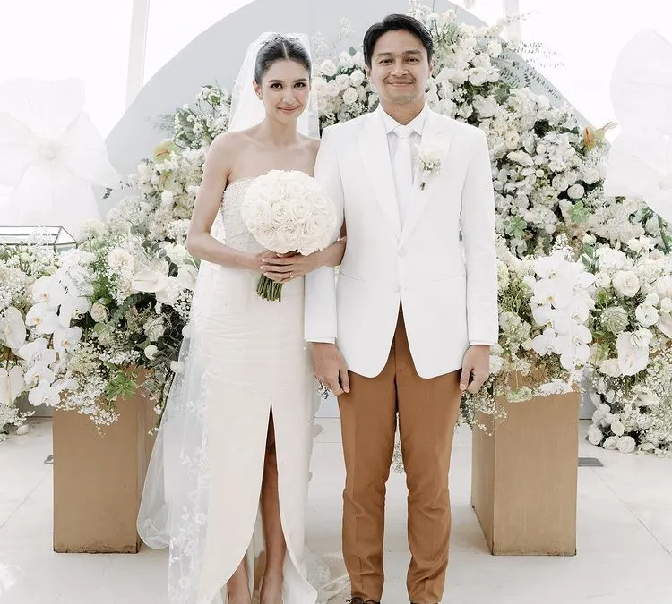 Resmi! Deva Mehendra Menikah dengan Mikha Tambayong, Warganet : Kak Mikha Login?