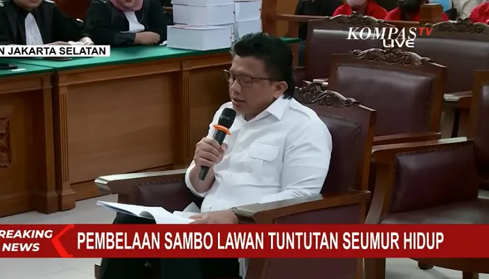 Ferdy Sambo meminta dalam isi pledoinya agar dibebaskan dari segala dakwaan dan nama baiknya kembali dipulihkan.