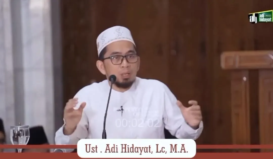 Tak Hanya Tarawih, Ustaz Adi Hidayat Sebut Salat Sunah Lain yang Bisa Dikerjakan Saat Bulan Ramadan, Apa Saja?