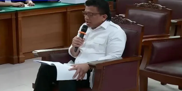 Ferdy Sambo bacakan pledoi sekaligus memamerkan prestasinya