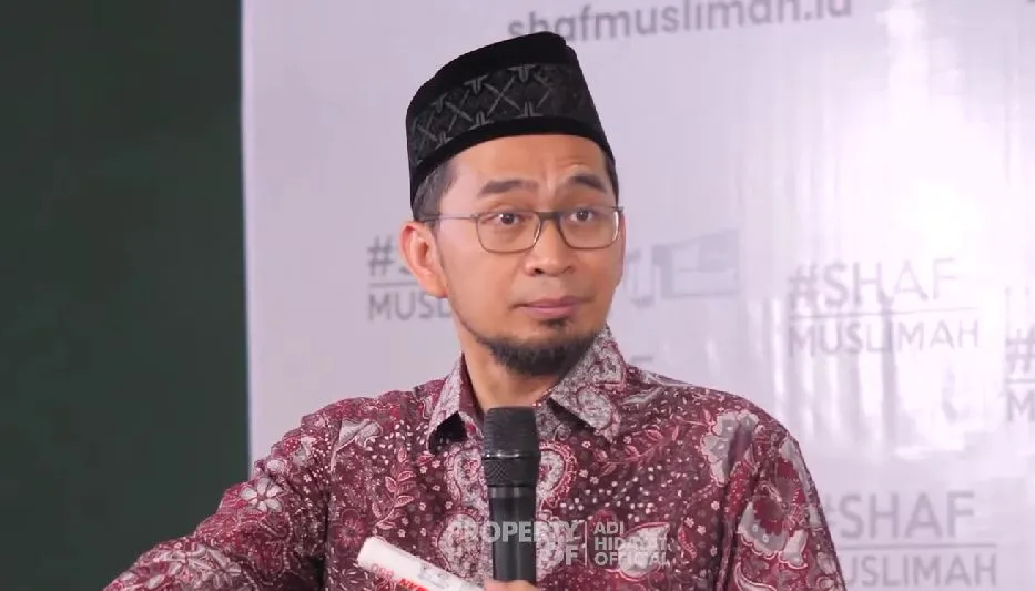 Ustadz Adi Hidayat Beberkan Bacaan Penenang Hati Saat Sedang Gelisah