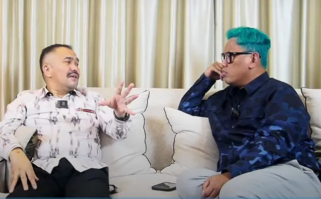 Kamaruddin Simanjuntak selaku kuasa hukum Brigadir J sebut adanya peran tukang siomay dan petasan di kasus Ferdy Sambo.