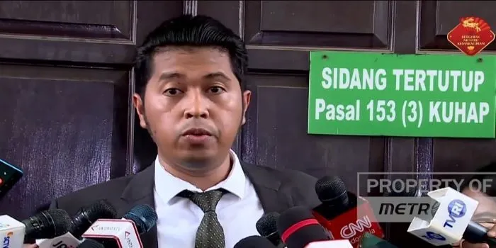 Marah! Martin Simanjuntak Lebih Pilih Pindah Negara Dibanding Setuju dengan Tuntutan Jaksa