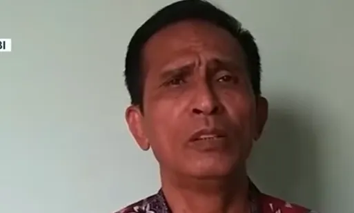 Ayah Nofriansyah Yosua Hutabarat alias Brigadir J, Samuel Hutabarat kecewa atas tuntutan terdakwa Kuat Maruf dan Ricky Rizal.