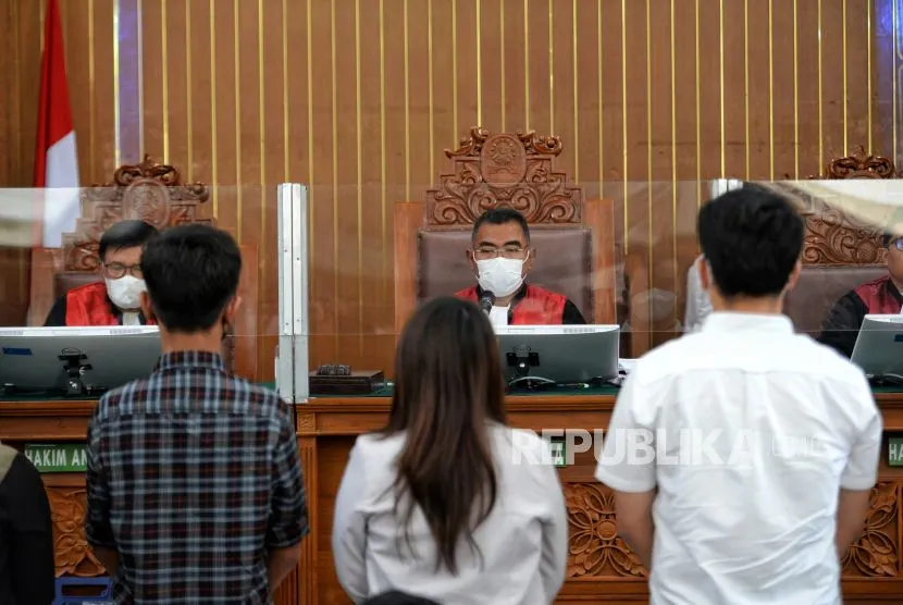 Ketua Majelis Hakim Wahyu Iman Santoso saat memimpin sidang lanjutan kasus pembunuhan Brigadir Yosua Hutabarat dengan terdakwa Ferdy Sambo dan Putri Chandrawathi di PN Jakarta Selatan, Jakarta, Selasa (22/11/2022).