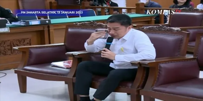 Arif Rachman Arifin Nangis Tersedu-sedu Saat Beri Kesaksian, Ternyata Karena Ada Kaitan dengan hal penting ini