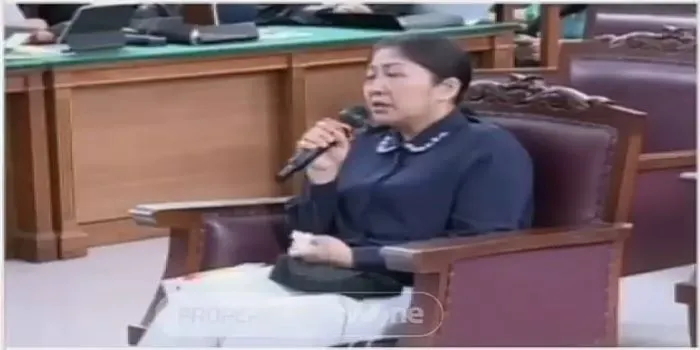 Tidak Minta Izin Ketika Pindahkan Rekening Yosua, Putri Candrawathi bilang begini