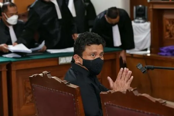 Ferdy Sambo mengaku menyesal sudah menyeret ajudannya termasuk Richard Eliezer