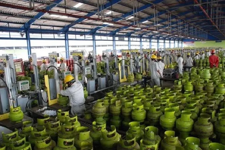 Pemerintah Ubah Mekanisme Penyaluran LPG 3 Kg pada 2023, Pembeli Wajib Tunjukkan KTP