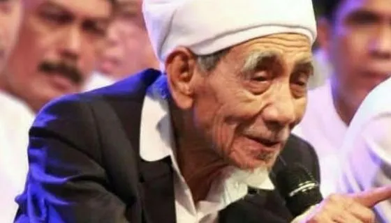 Mbah Moen mewariskan lima kunci yang dipercaya sebagai amalan agar diberikan kelancaran pekerjaan dan rezeki yang berkah.