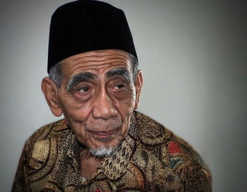 Ingin Tubuh Sehat Selalu? Mbah Moen Ajarkan jimat Ini, Simak dan Terapkan!