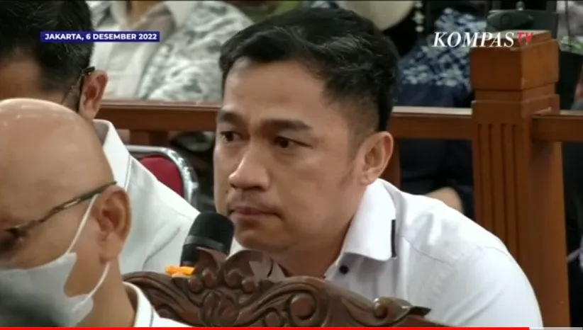 Luapkan Kekecewaannya Sambil Menahan Tangis di Depan Ferdy Sambo, Arif Rachman Arifin: Sedih Yang Mulia!