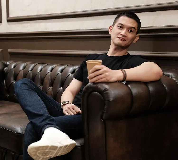 Heboh video asusila mirip Rezky Aditya