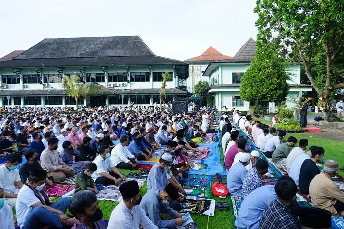 Ilustrasi Salat Idul Fitri 1443 H yang digelar tahun 2022 di lapangan halaman Balai Kota Yogyakarta lalu