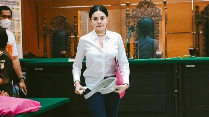 Berencana Laporkan Dito Mahendra dan Oknum Polisi Serang, Nikita Mirzani: Tunggu Pembalasan Saya!