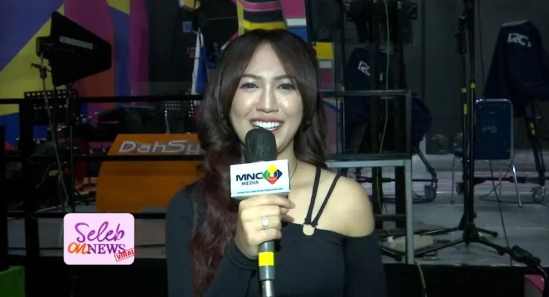 Buka Suara Usai Dijodohkan Netizen, Happy Asmara Akui Kagum dengan Bupati Tuban