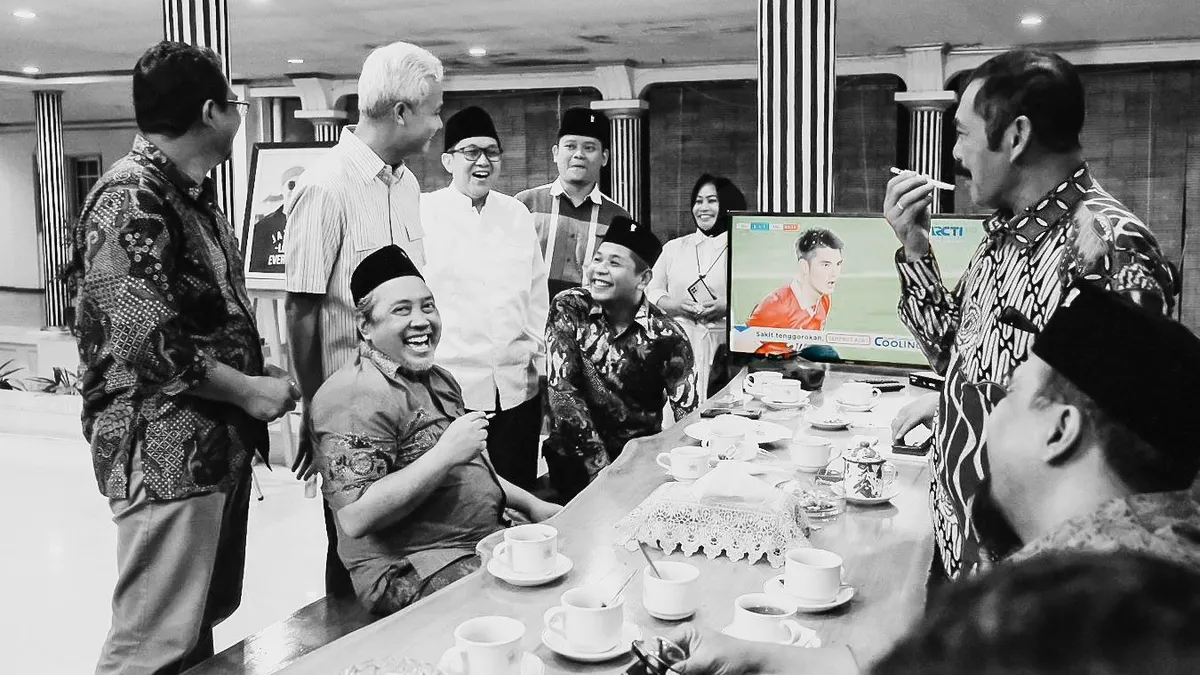 Ganjar Pranowo nobar pertandingan Indonesia