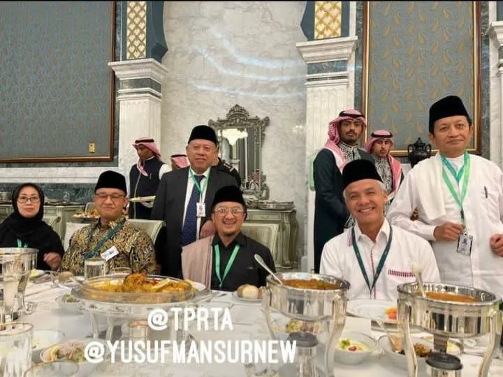 Momen kebersamaan Anies Baswedan dan Ganjar Pranowo di jamuan Kerajaan Arab Saudi