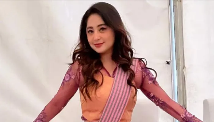 Hard Gumay Ramal Artis Inisial D yang Bakal Berseteru Dewi Perssik, Netizen: Denise Kayanya