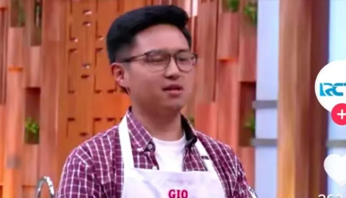 Rahang Tuna Panggang Gio bikin Chef Arnold Gak Berhenti Makan, Netizen: Chef Juna Kebagian Hikmahnya