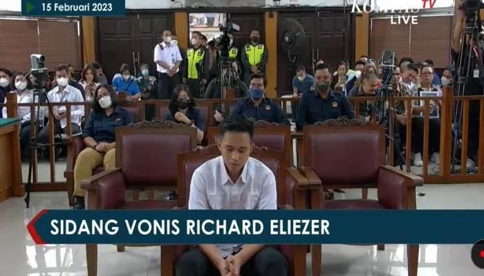 Bagai Bumi dan Langit Nasib Richard Eliezer dan Ferdy Sambo: Happy Ending untuk Bharada, Mati untuk FS