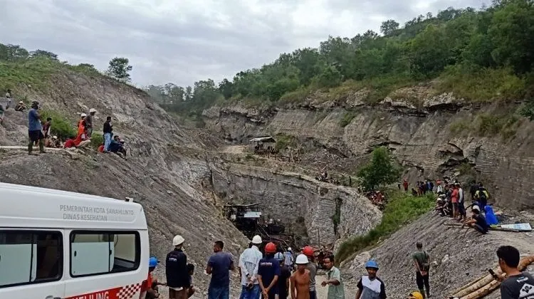 Tambang batu bara yang dikelola PT Nusa Alam Lestari (PT NAL) di Kota Sawahlunto, Sumatera Barat meledak pada Jumat, 9 Desember 2022.