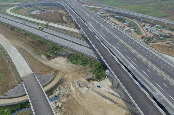 Mau ke Luar Kota Saat Libur Natal dan Tahun Baru Lewat Tol? 8 Ruas Tol yang Bisa Digunakan saat Nataru 2022