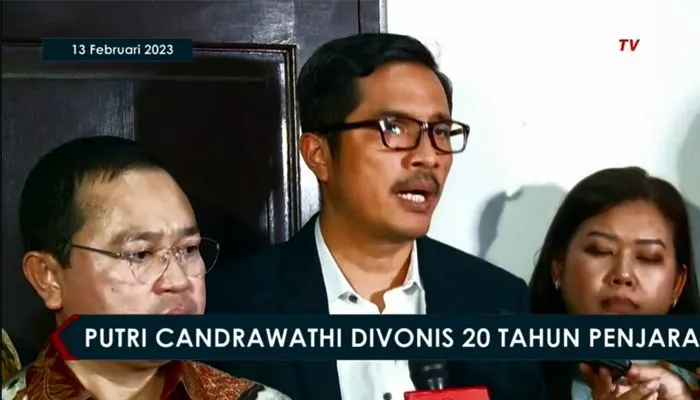 Komentari Penampilan Febri Diansyah yang Kini Berkumis, Pegiat Sosial Jhon Sitorus: Bang, Rehatlah Sejenak