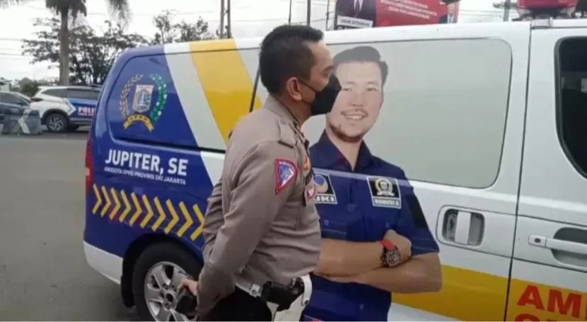 Ambulans Berstiker Partai Nasdem Lawan Arah di Puncak Hanya untuk Family Gathering, Begini Tindakan Polisi