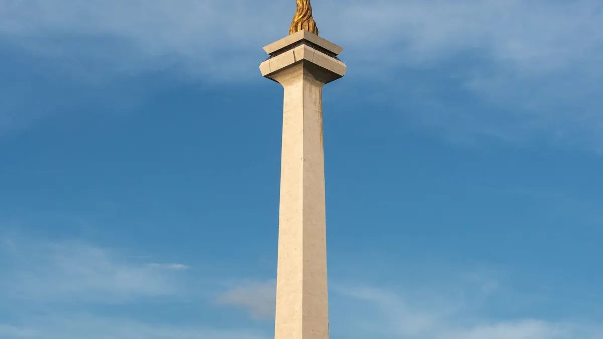 10 Rekomendasi tempat Menghabiskan Akhir Pekan di Jakarta, Ada TMII hingga Monas