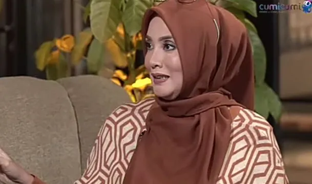 Elma Theana yang merupakan sahabat dari Venna Melinda dan Ferry Irawan beberkan apa yang terjadi sebenarnya terkait kasus KDRT.