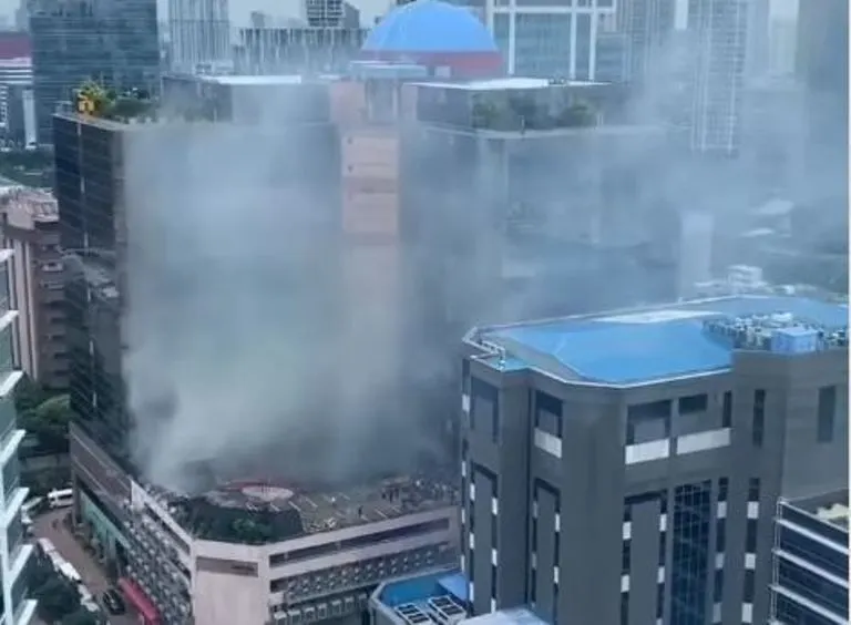 Gedung Kementerian Hukum dan HAM RI (Kemenkumham) telah terjadi peristiwa kebakaran, Kamis, 8 Desember 2022.