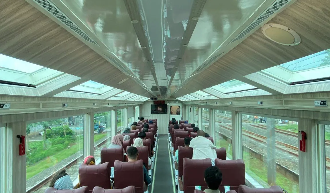 kereta, kereta panoramic, interior, fasilitas