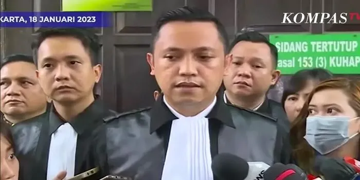 Ronny Talapessy Bocorkan Nota Pembelaan Richard Eliezer Setelah Dituntut 12 Tahun Penjara oleh JPU, Ternyata Ini Isinya!