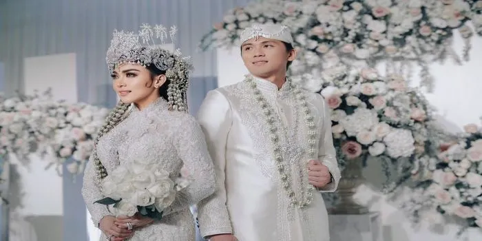 Pernikahan Reino Barack dan Syahrini 