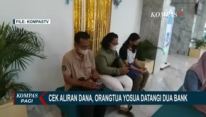 Ungkap Misteri Uang 100 T Di Rekening Brigadir J, Orangtua Akhirnya Terima Cetak Rekening Koran dari Bank
