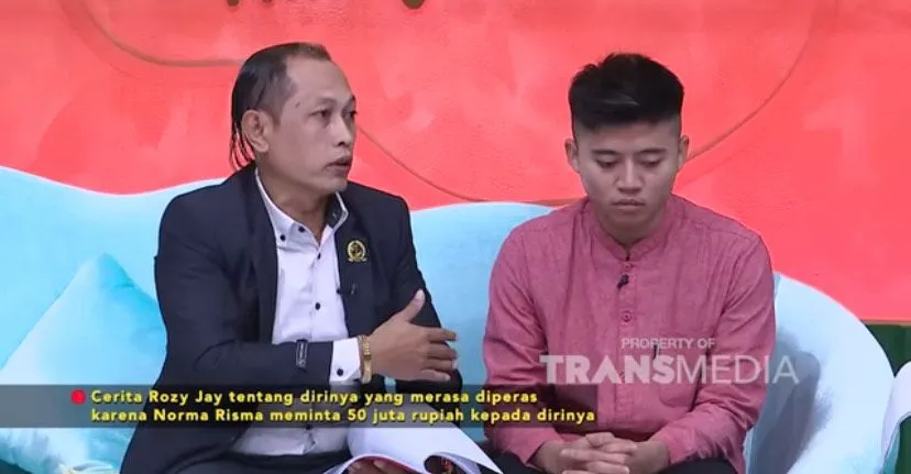 Rozy Zay mengaku depresi usai viralnya kasus "selingkuh dengan mertua" yang melibatkan ibu Norma Risma.