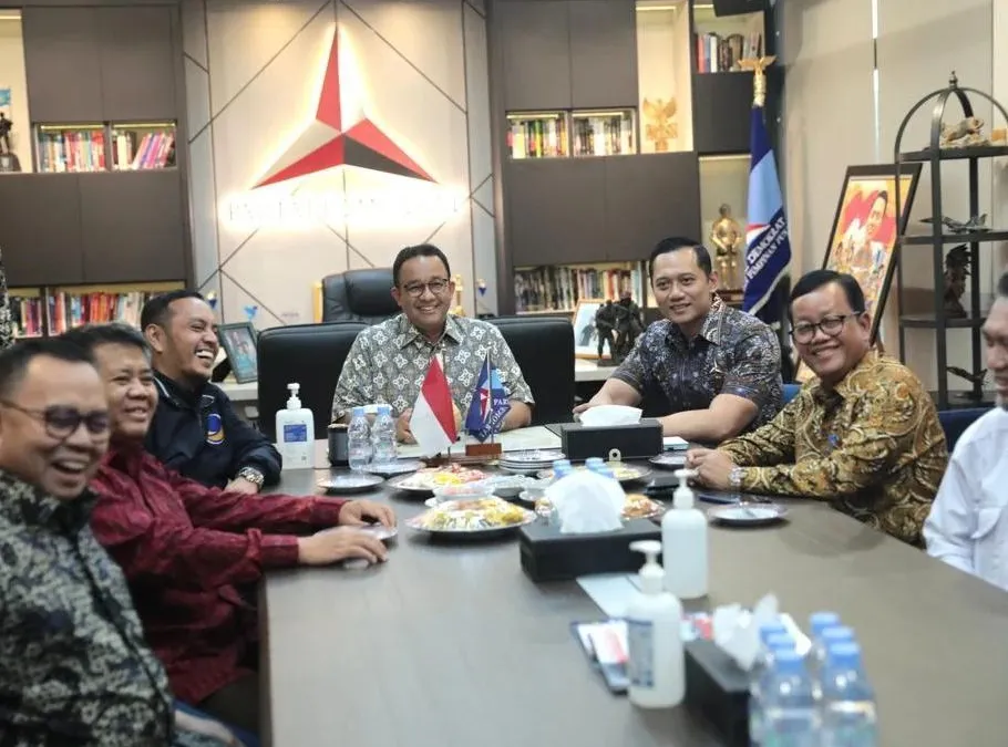 Tawa Anies Baswedan Bertemu dengan Agus Yudhoyono Jelang Pilpres 2024: Tim Koalisi Kecil Perubahan