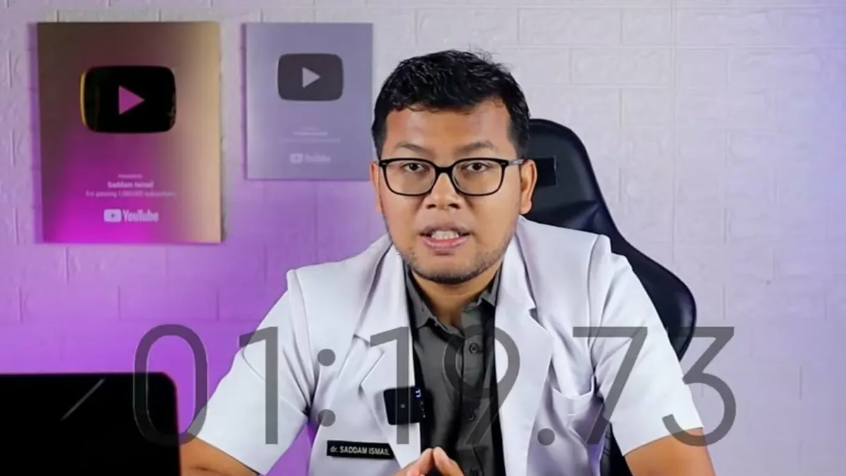 Pantangan makanan yang harus dihindari penderita kolesterol tinggi menurut Dokter Saddam Ismail.