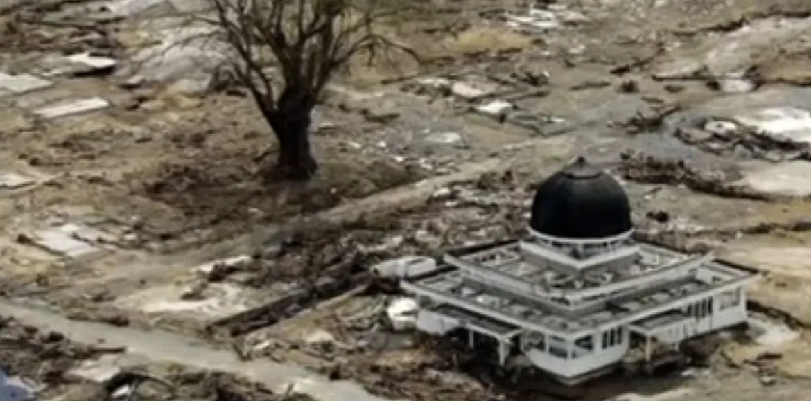 Daftar Tsunami Terbesar Dalam Sejarah yang Datang Setelah Gempa Vulkanik, Tektonik sampai Megathrust