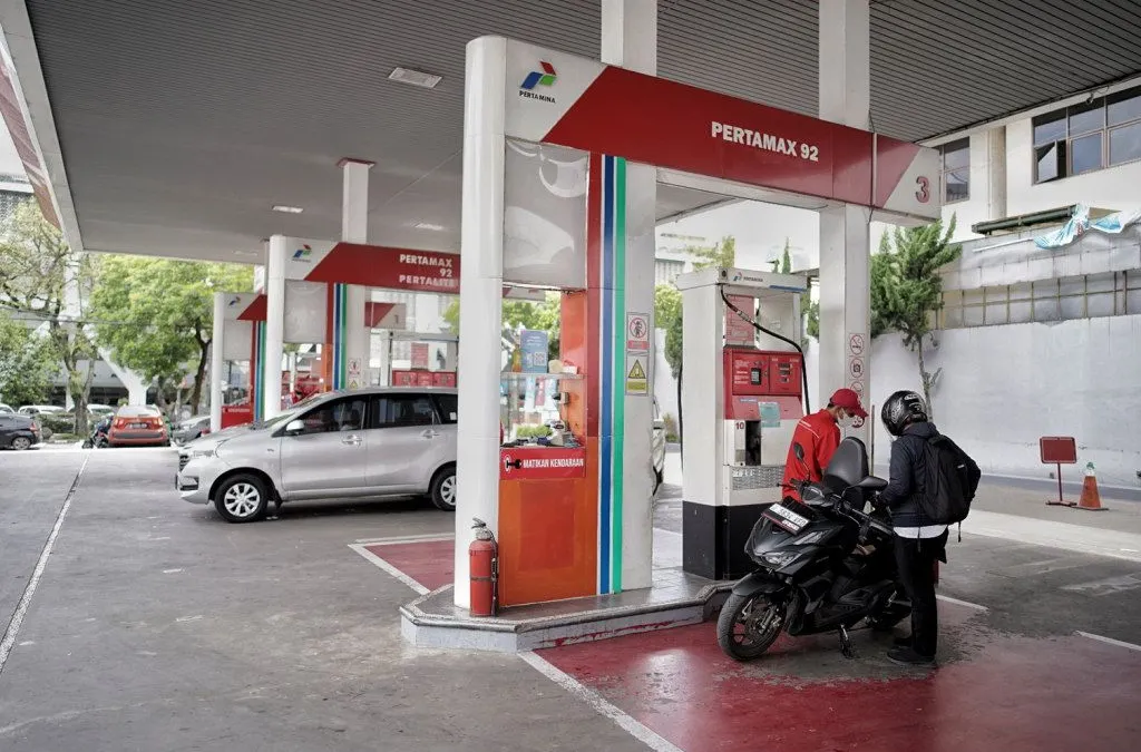 BBM non subsidi, khususnya untuk jenis bensin Pertamax, mulai naik per Rabu, 1 Maret 2023. 