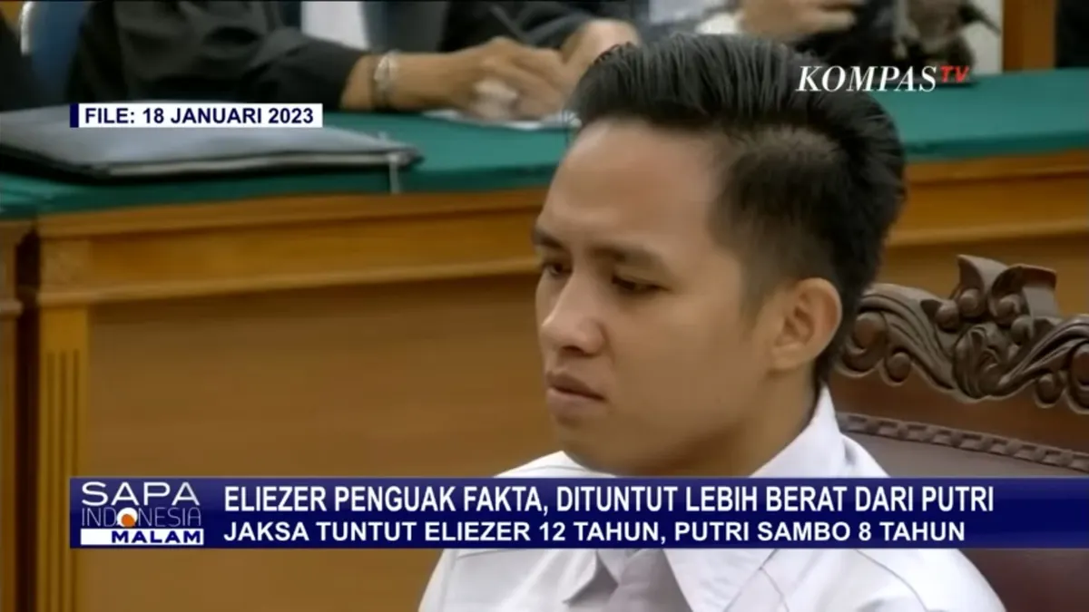 Terpopuler! Inilah yang Dikatakan Bharada E Saat Peluk Ronny Talapessy Sambil Nangis Setelah Dituntut 12 Tahun