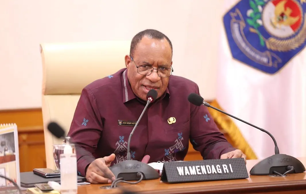 Wakil Menteri Dalam Negeri (Wamendagri) John Wempi Wetipo mencabut gugatannya terhadap Direktur Rumah Sakit Pondok Indah Jakarta (RSPI) terkait surat keterangan lahir.